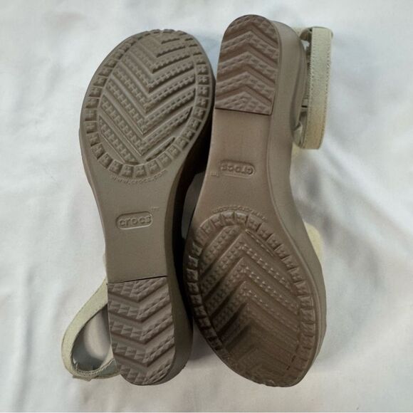 Crocs Leigh II Cross Strap Ankle Wedge Sandal Tan Beige Size 10 Open Toe Neutral - Picture 9 of 10